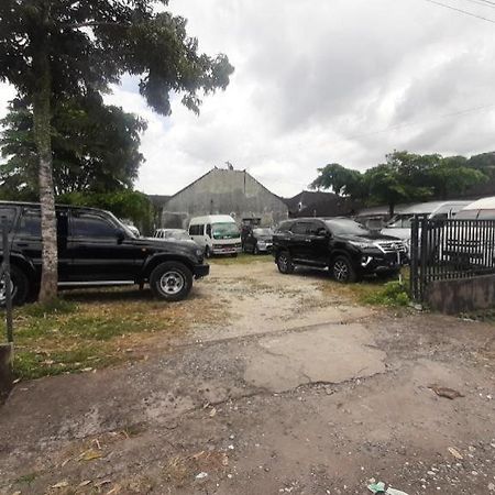 Oyo 90714 Umah Pande Tabanan Near Tanah Lot Ξενοδοχείο Εξωτερικό φωτογραφία